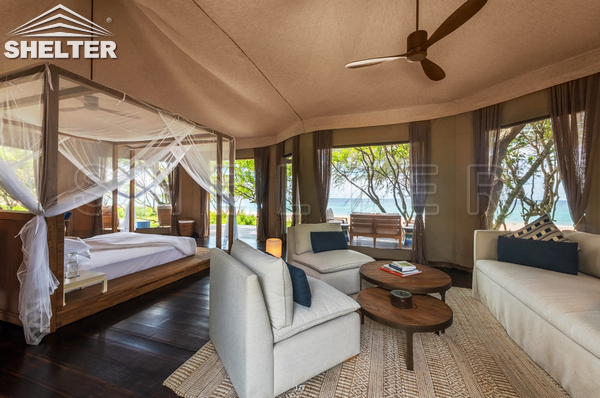 玻璃酒店帐篷和PVC布酒店帐篷对比